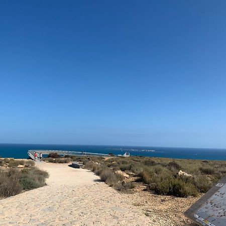 Apartamento Adosado tranquilo con piscina y vistas al mar Puerto Marino Exterior foto