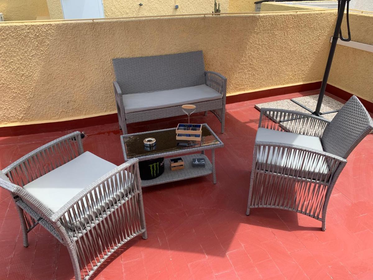 Apartamento Adosado tranquilo con piscina y vistas al mar Puerto Marino Exterior foto