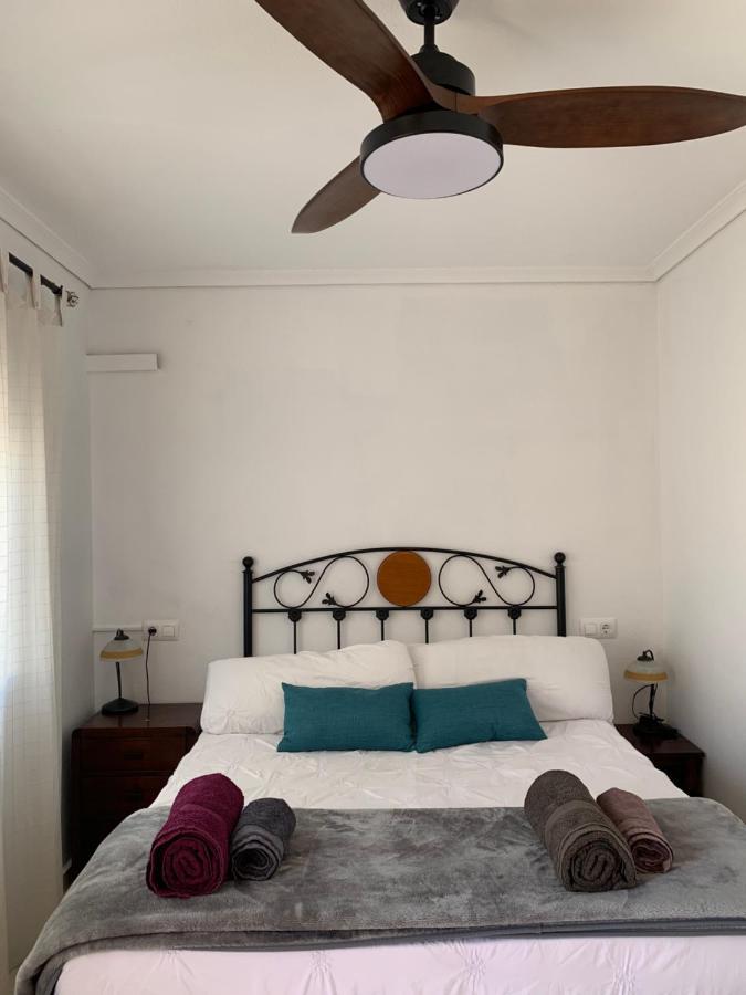 Apartamento Adosado tranquilo con piscina y vistas al mar Puerto Marino Exterior foto